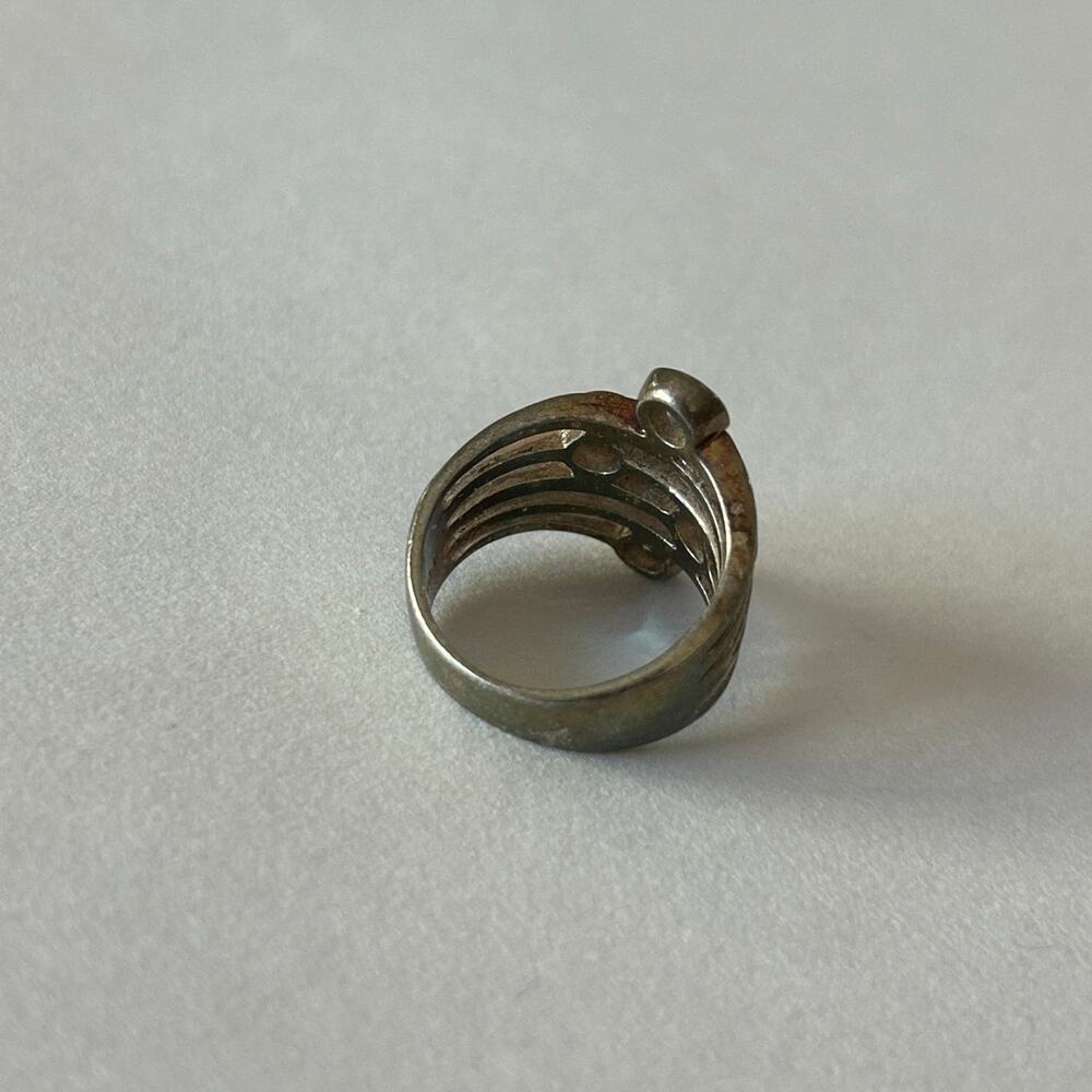 Silver-Tone Multi-Band Ring 4 Clear Stone Accents Size 6.5/7 - Picture 3 of 7